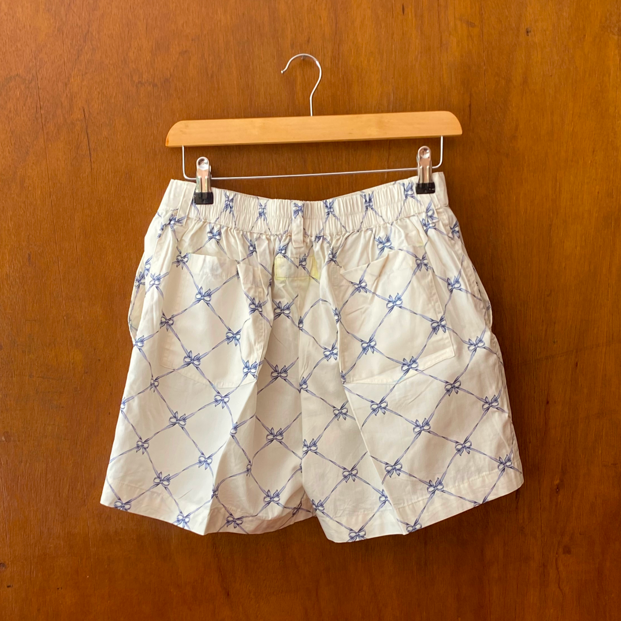 White Blue Ribbon Short Pants
